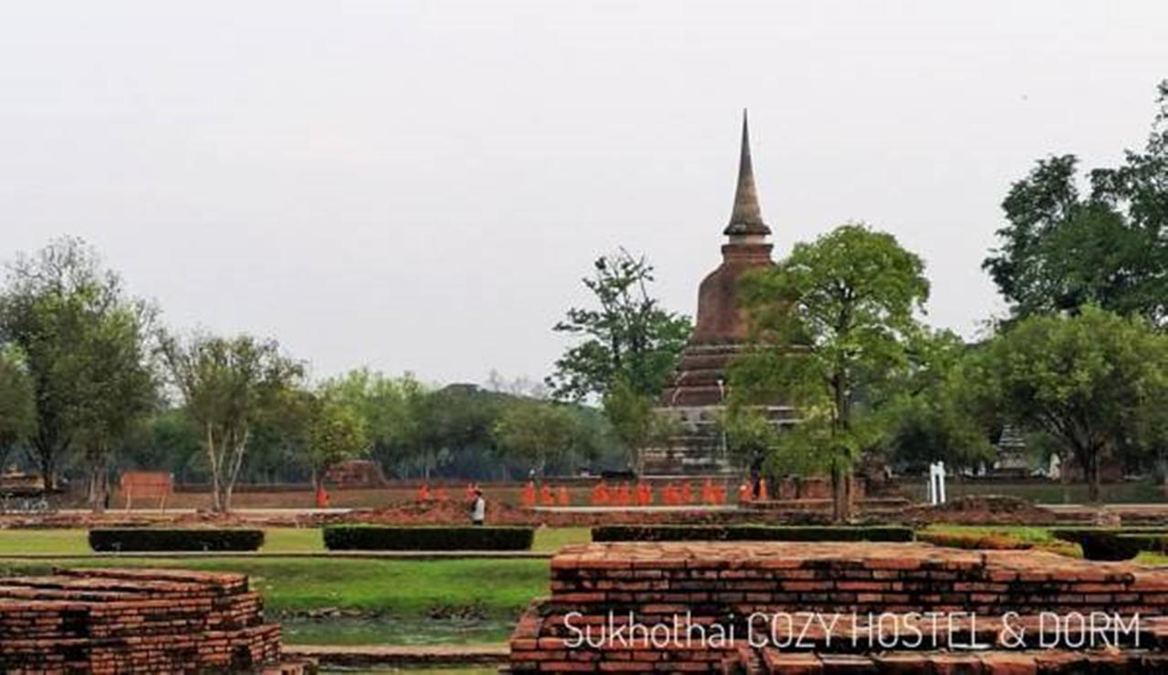 Sukhothai Cozy Hostel And Dorm Exterior foto